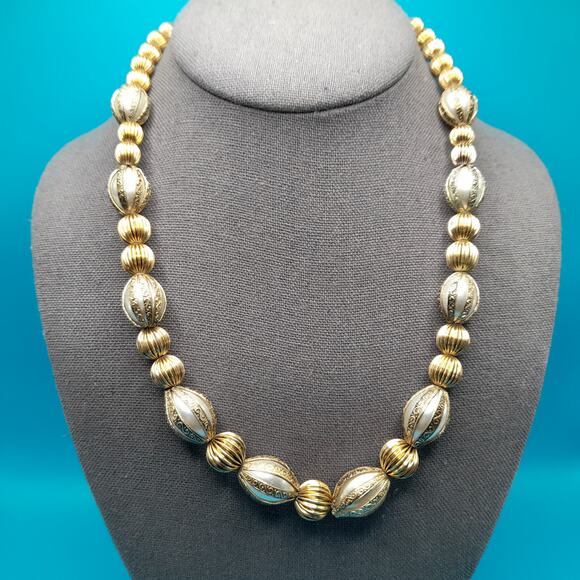 Vintage Japan Art Bead Necklace, 1950s Jewelry, 22" - Picture 2 of 11